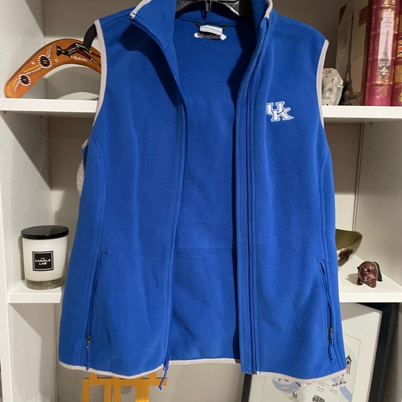 Uk vest - Picture 1 of 5